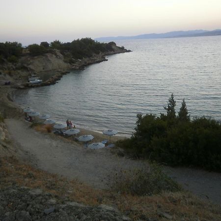 Pefkos Filoxenia Aparthotel Pefki Exteriör bild
