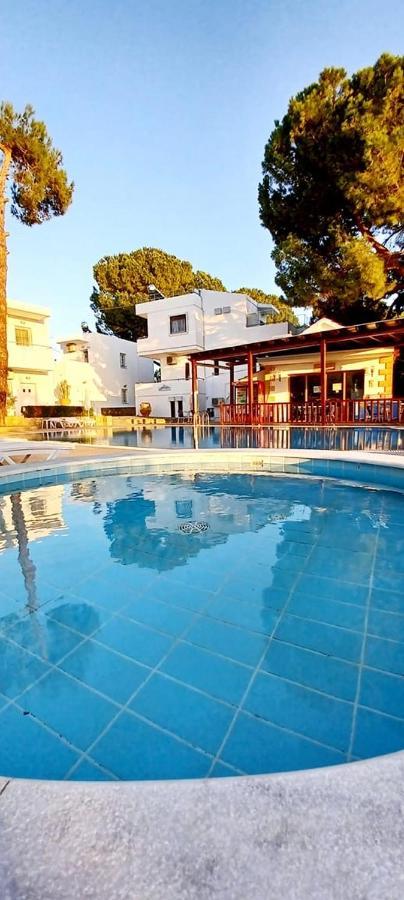 Pefkos Filoxenia Aparthotel Pefki Exteriör bild