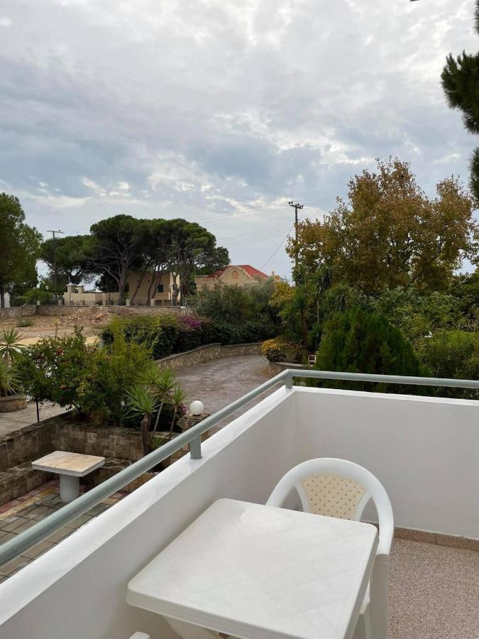 Pefkos Filoxenia Aparthotel Pefki Exteriör bild
